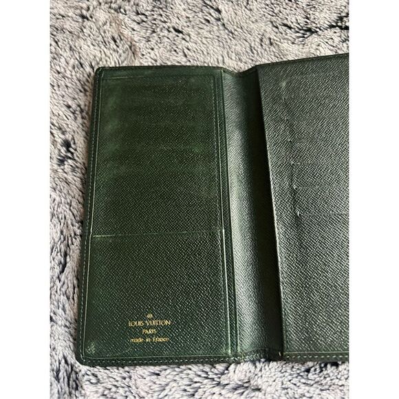 Louis Vuitton epi long wallet - Picture 4 of 11